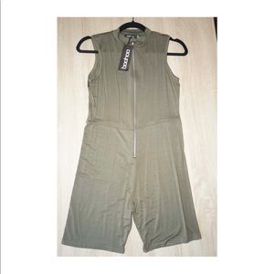 NWT Zip up sleeveless unitard